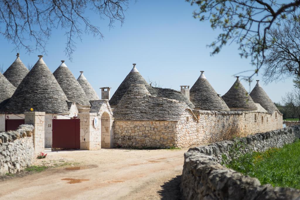 Le Dieci Porte Альберобелло Экстерьер фото